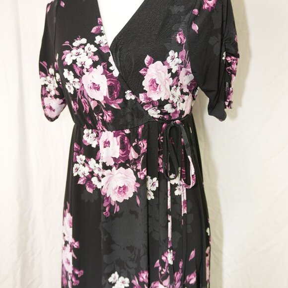 EUC Torrid Size 0 Floral Black Dress Short Sleeve Wrap-Look Formal Evening Gown - Picture 2 of 4